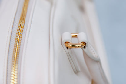HER AIR stone beige skyline bag